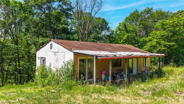7455 Stanleyville Road, Whipple, OH 45788