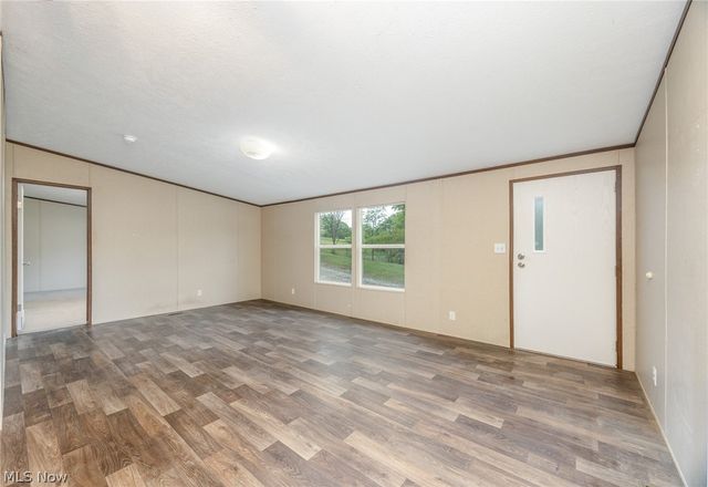7455 Stanleyville Road, Whipple, OH 45788