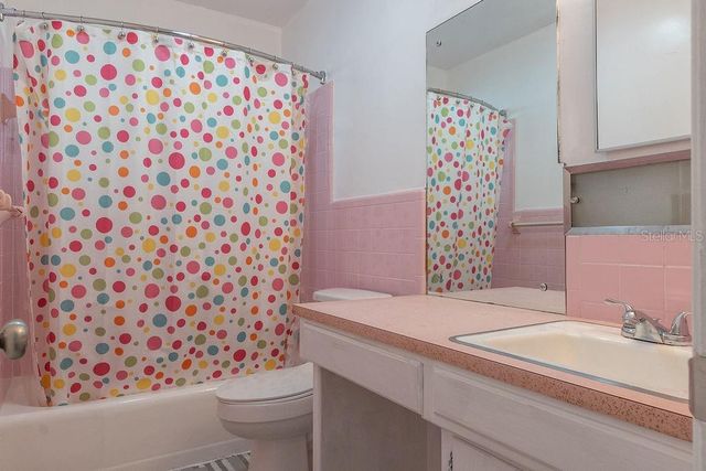 106 N KENTUCKY AVENUE, Deland, FL 32724
