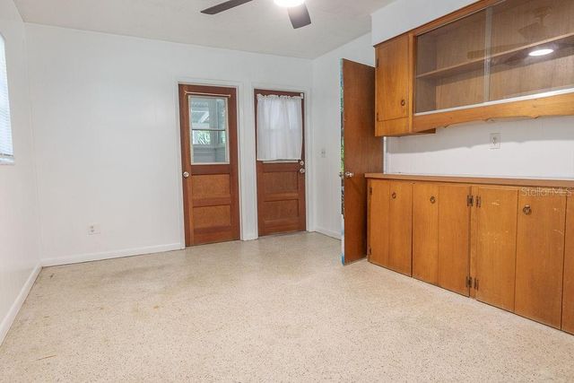 106 N KENTUCKY AVENUE, Deland, FL 32724