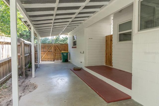 106 N KENTUCKY AVENUE, Deland, FL 32724
