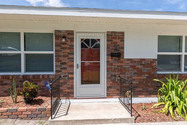 106 N KENTUCKY AVENUE, Deland, FL 32724