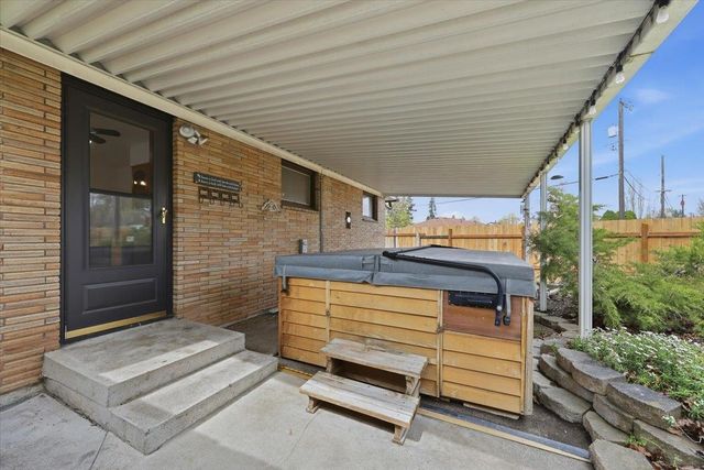 3150 W Queen Pl, Spokane, WA 99205