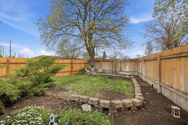 3150 W Queen Pl, Spokane, WA 99205