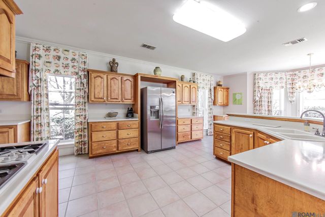 7768 La Hwy 1, Lockport, LA 70374