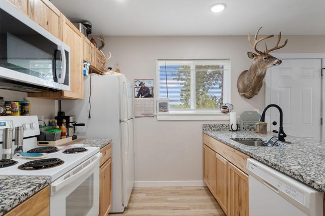 166 Seaman Street, Cape Fair, MO 65624