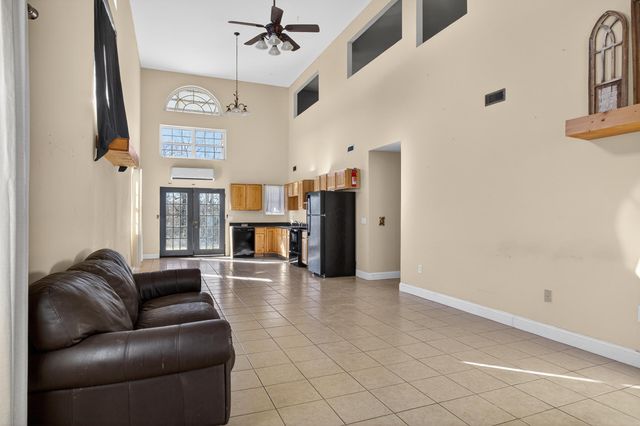 531 Plateau Drive, Marshfield, MO 65706