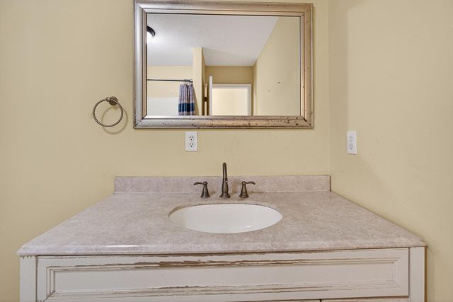 531 Plateau Drive, Marshfield, MO 65706