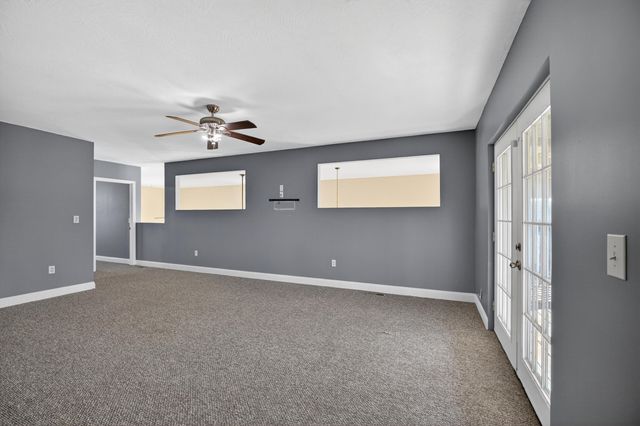 531 Plateau Drive, Marshfield, MO 65706