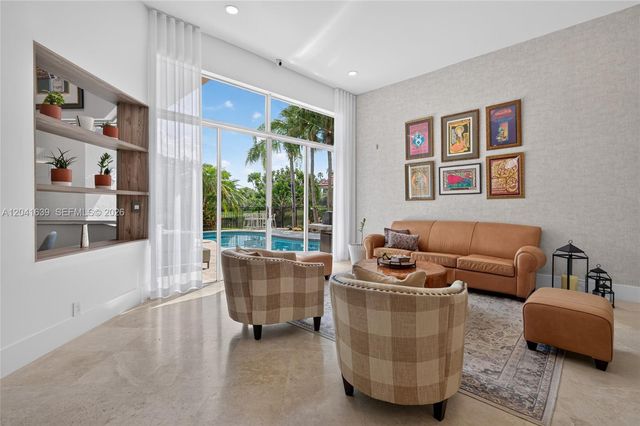 1136 Ginger Cir, Weston, FL 33326