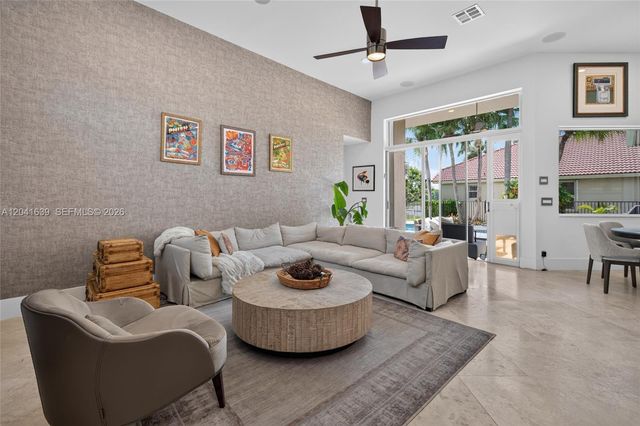 1136 Ginger Cir, Weston, FL 33326
