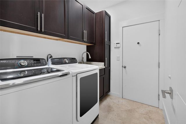 1136 Ginger Cir, Weston, FL 33326