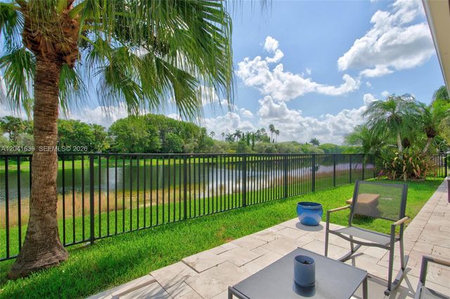 1136 Ginger Cir, Weston, FL 33326