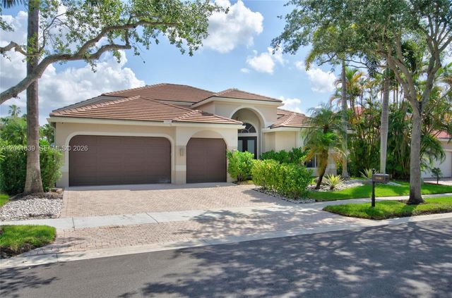 1136 Ginger Cir, Weston, FL 33326