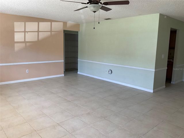 1073 W EMBASSY DRIVE, Deltona, FL 32725
