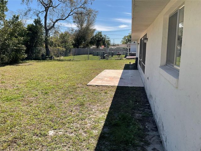 1073 W EMBASSY DRIVE, Deltona, FL 32725