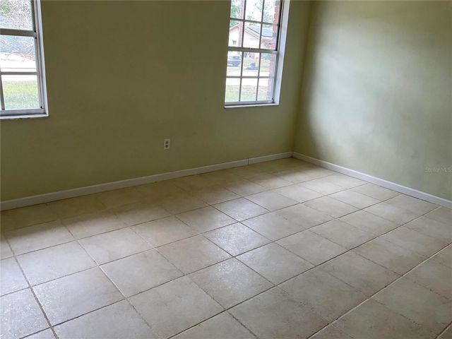 1073 W EMBASSY DRIVE, Deltona, FL 32725