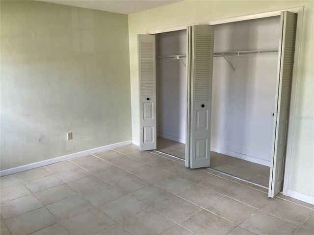 1073 W EMBASSY DRIVE, Deltona, FL 32725
