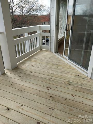 17919 Kings Point Drive C, Cornelius, NC 28031