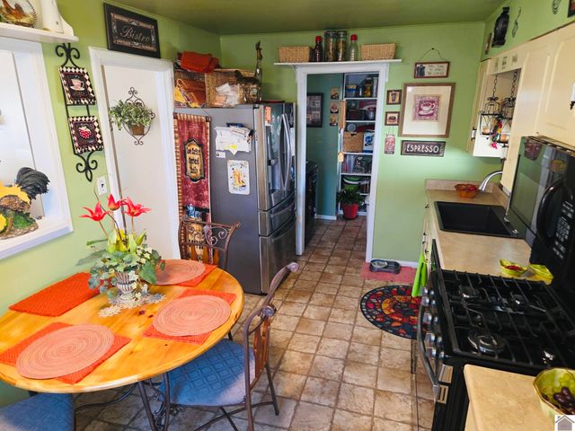 240 Navaho Drive, Paducah, KY 42001