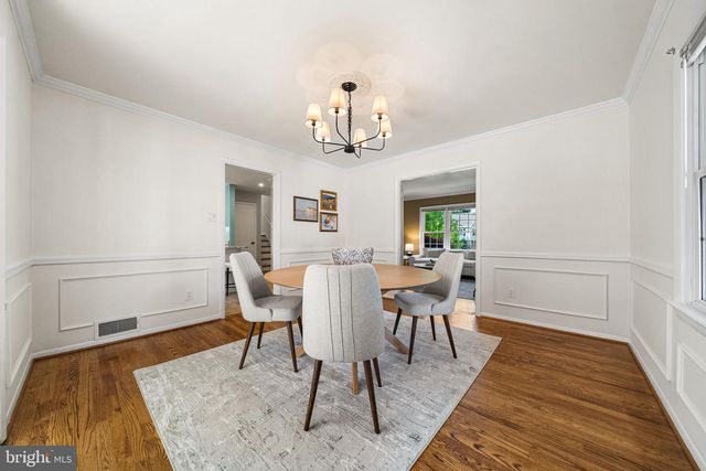 914 WAYNEWOOD BLVD, Alexandria, VA 22308