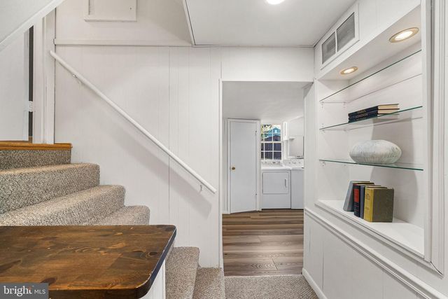 914 WAYNEWOOD BLVD, Alexandria, VA 22308