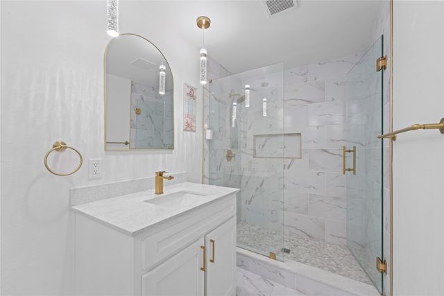 9209 Palisade Drive, Dallas, TX 75217