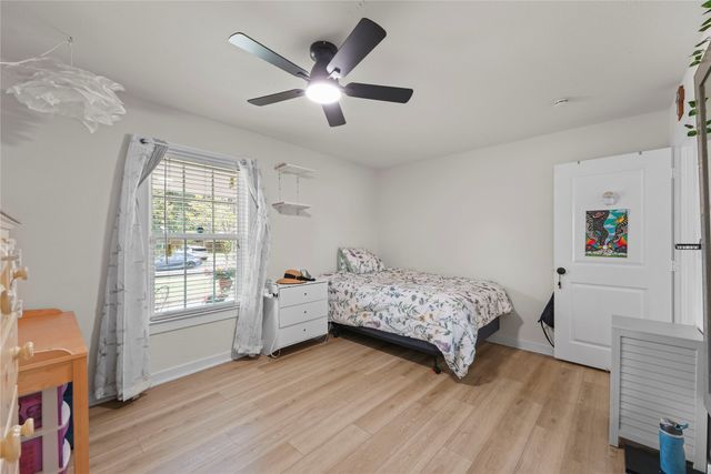9209 Palisade Drive, Dallas, TX 75217