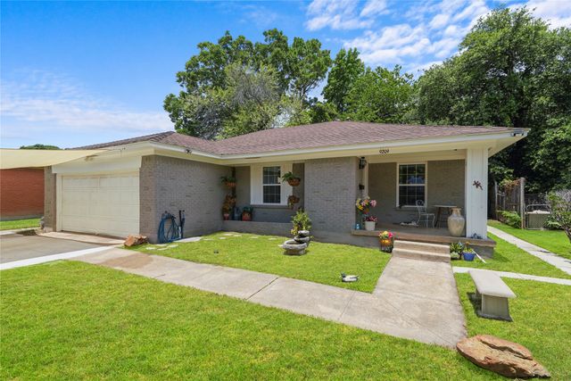 9209 Palisade Drive, Dallas, TX 75217