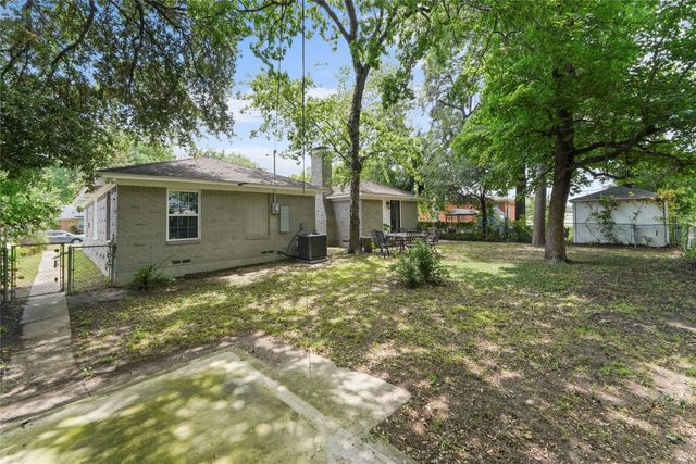 9209 Palisade Drive, Dallas, TX 75217