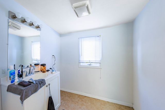 213 153rd Place, Calumet City, IL 60409