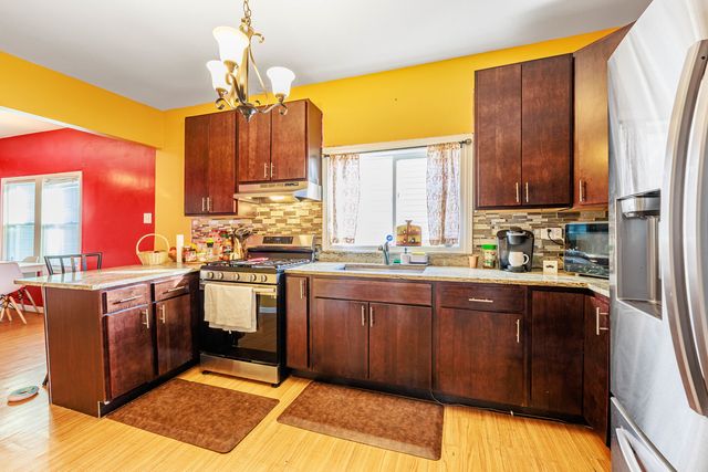 213 153rd Place, Calumet City, IL 60409