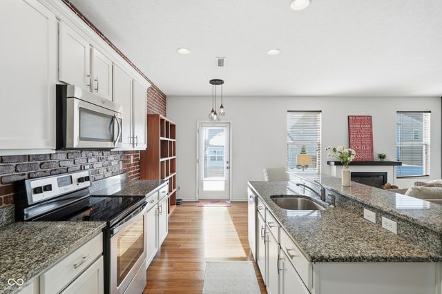 5793 Open Fields Drive, Whitestown, IN 46075