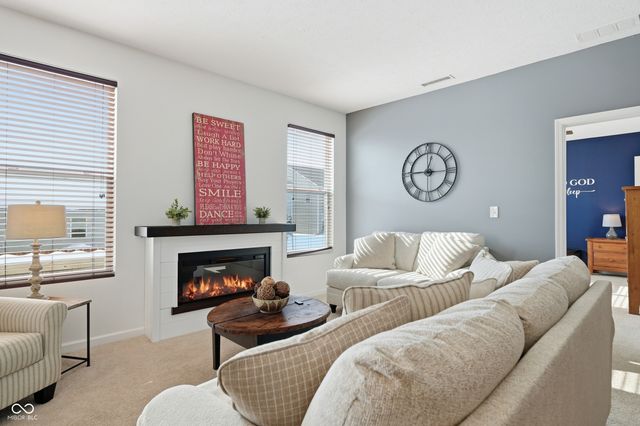 5793 Open Fields Drive, Whitestown, IN 46075