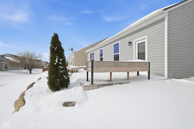 5793 Open Fields Drive, Whitestown, IN 46075