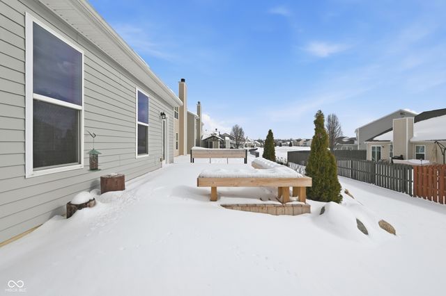 5793 Open Fields Drive, Whitestown, IN 46075