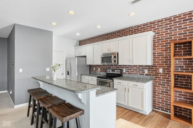 5793 Open Fields Drive, Whitestown, IN 46075