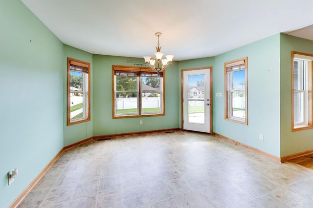 2615 43rd Street, Highland, IN 46322