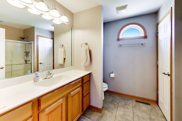 2615 43rd Street, Highland, IN 46322
