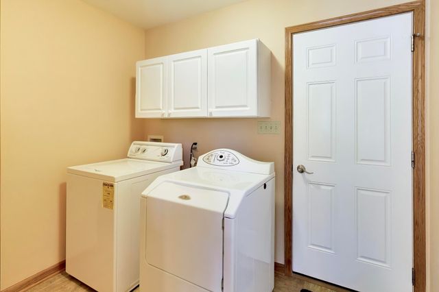 2615 43rd Street, Highland, IN 46322