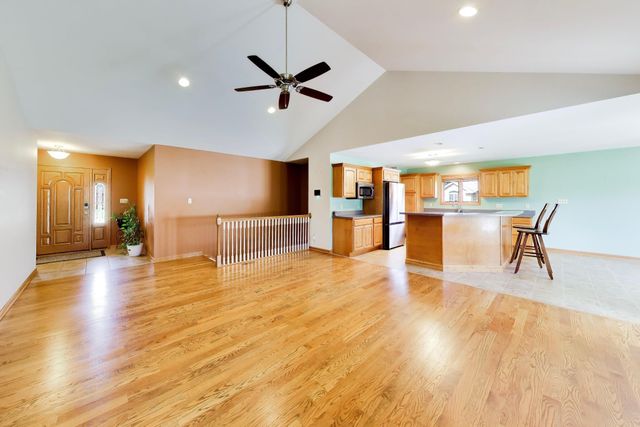 2615 43rd Street, Highland, IN 46322