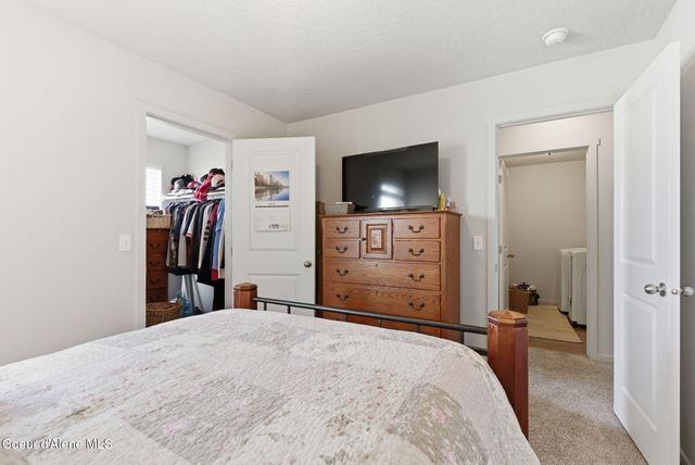 9798 N Heston LOOP, Hayden, ID 83835