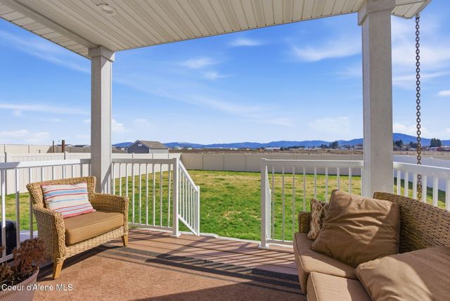 9798 N Heston LOOP, Hayden, ID 83835