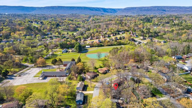 7849 Huntington Forest Drive, Hixson, TN 37343