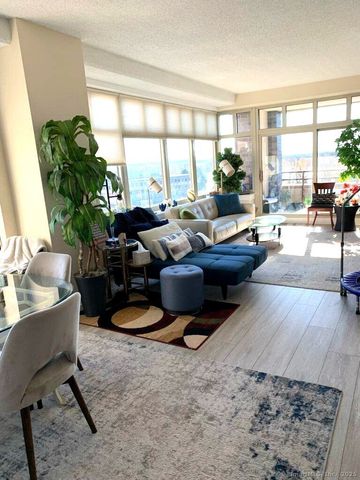 235 East River Drive APT 708, East Hartford, CT 06108