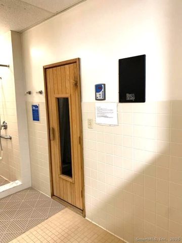 235 East River Drive APT 708, East Hartford, CT 06108