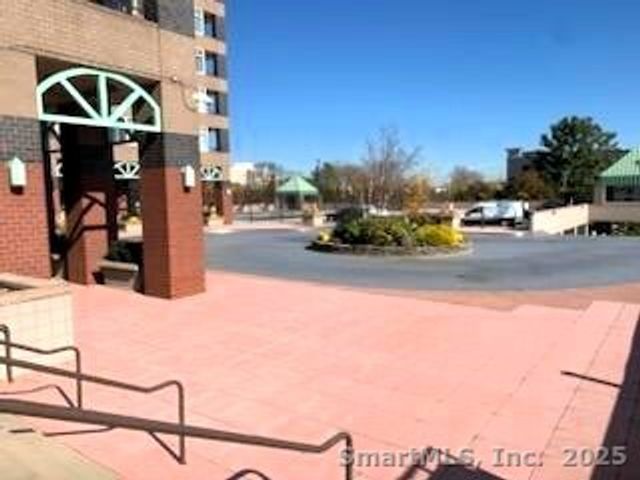 235 East River Drive APT 708, East Hartford, CT 06108
