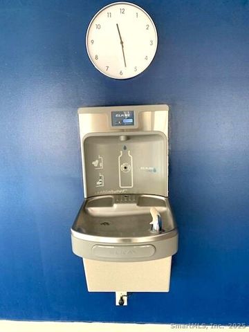 235 East River Drive APT 708, East Hartford, CT 06108