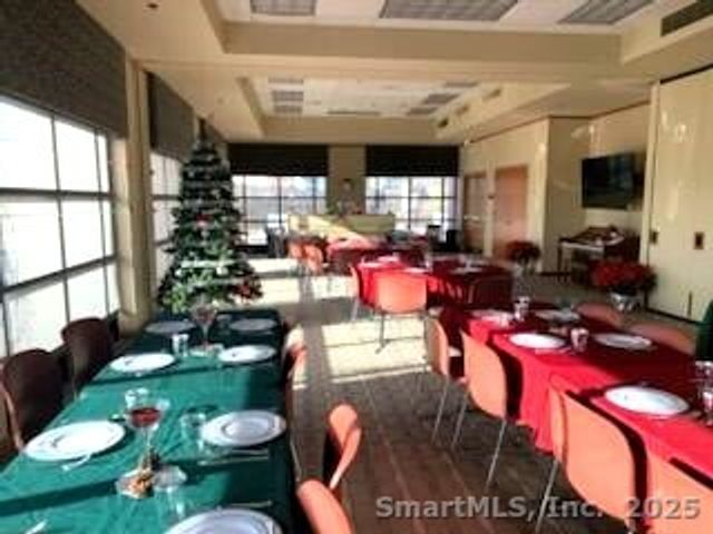 235 East River Drive APT 708, East Hartford, CT 06108