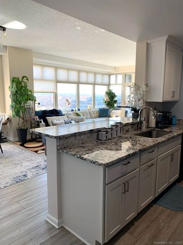 235 East River Drive APT 708, East Hartford, CT 06108